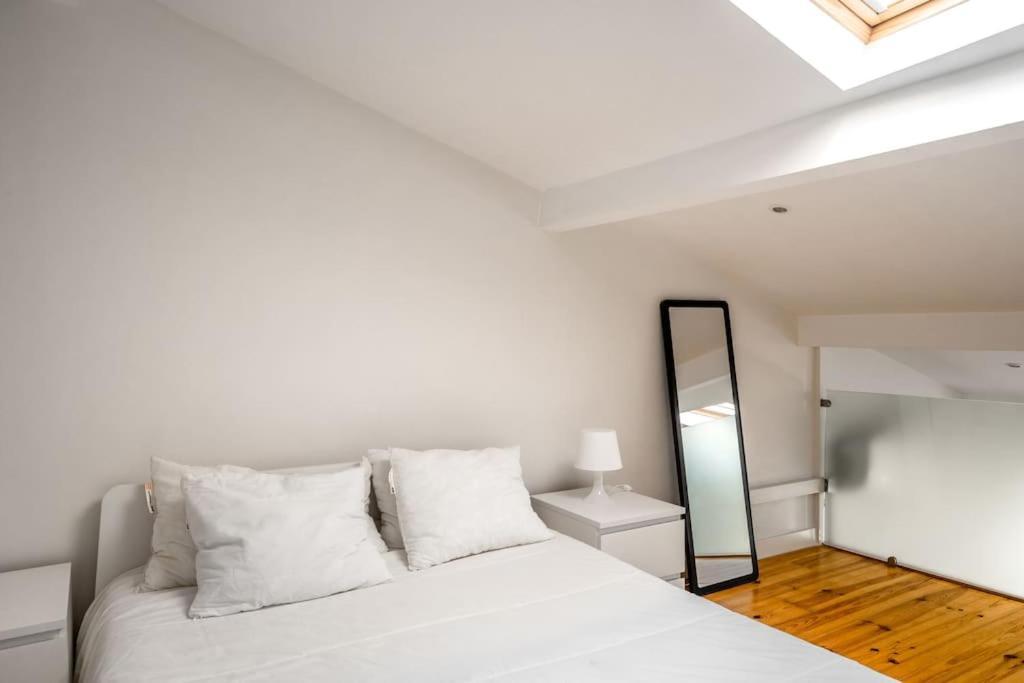 Charming Studio With Ac And Loft On Ground Floor Lissabon Exterior foto