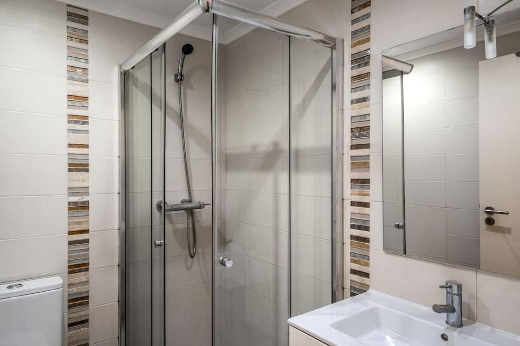 Charming Studio With Ac And Loft On Ground Floor Lissabon Exterior foto