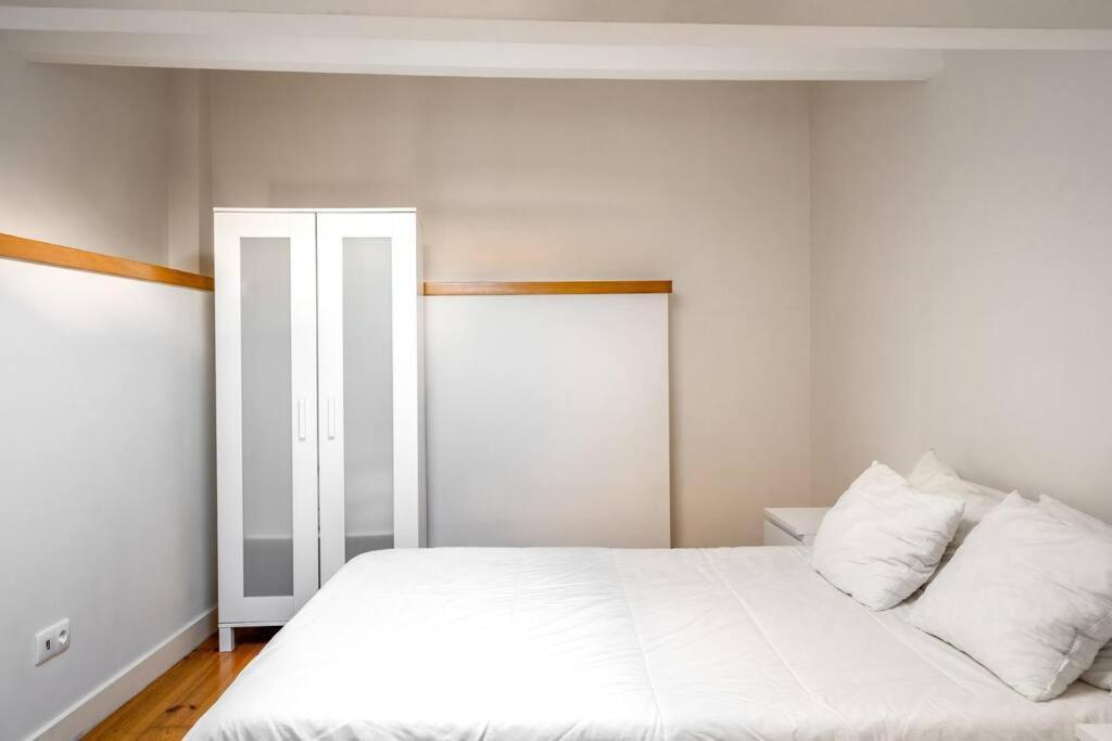 Charming Studio With Ac And Loft On Ground Floor Lissabon Exterior foto